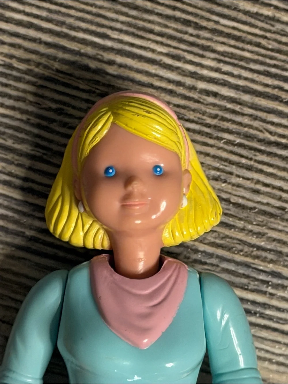 Fisher Price Loving Family Mom Dollhouse Figure replacement blonde blue shirt